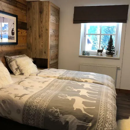 شقة Alpinresort 1 كابرون